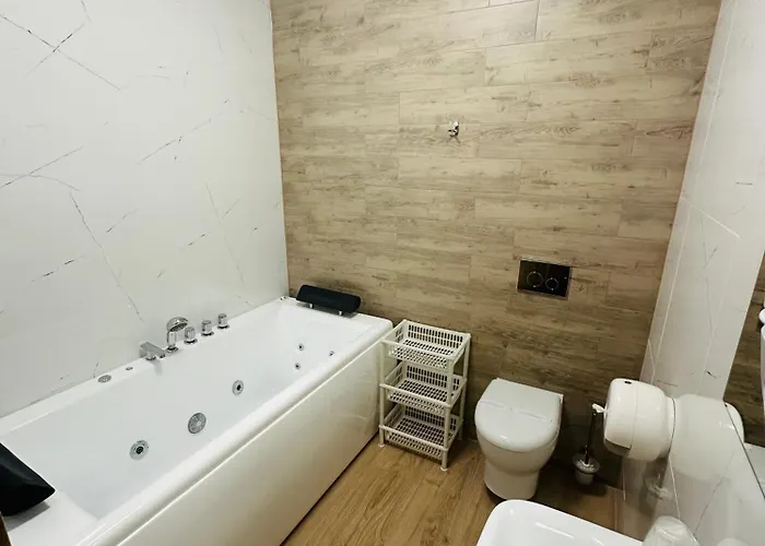 Miejsca Noclegowe W Arka Medical *