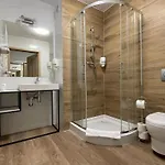 Kapszulahotel Miejsca Noclegowe W Arka Medical Kołobrzeg