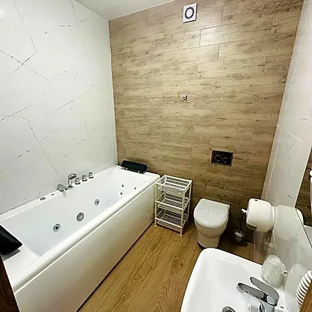 Miejsca Noclegowe W Arka Medical Hotel a capsule